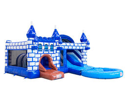 Lato di Multiplay Dubbelslide con piscina nel tema del castello