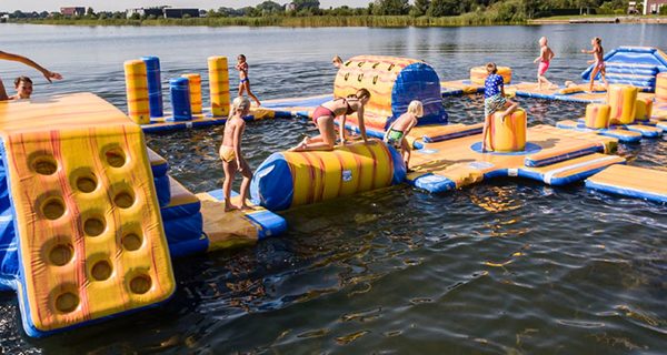 Acquistare giochi gonfiabili acquatici per mare, lago o piscina della JB Gonfiabili