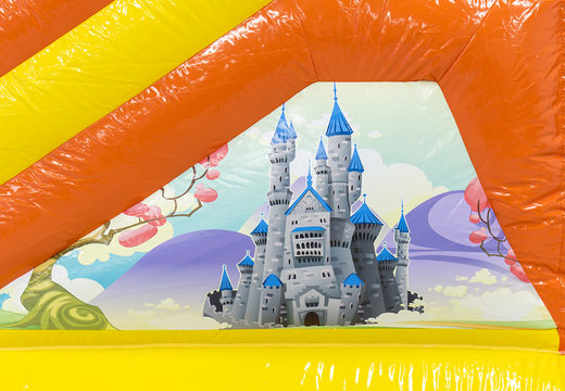 Ordina Fairy Wonderland multigiocatore castello gonfiabile presso JB Gonfiabili Italia; specialista in articoli pubblicitari castello gonfiabile come buttafuori personalizzati
