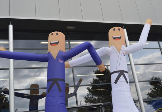 Skytube gonfiabili Judo Bond Nederland Skyman realizzati su misura presso JB Gonfiabili Italia; specialista in articoli pupazzi gonfiabili come tubi gonfiabili