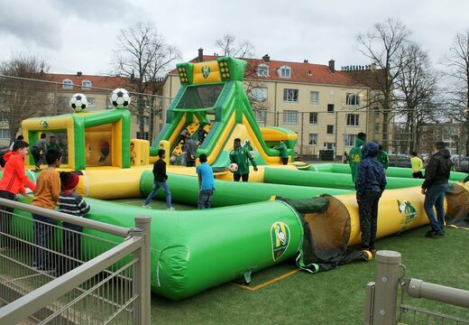 Ordina l'imbarco per il calcio ADO Den Haag per vari eventi. Acquista ora le tavole da calcio online su JB Gonfiabili Italia