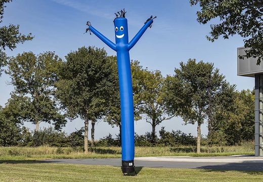 Skydancer gonfiabili standard da 6 o 8 metri in azzurro in vendita su JB Gonfiabili Italia. Ordina gli airdancer gonfiabili nei colori e nelle dimensioni standard direttamente online