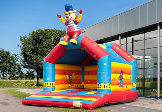 Acquista super castello gonfiabile con tetto a tema clown per bambini. Ordina i castelli gonfiabili online su JB Gonfiabili Italia