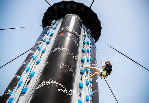 Ordina una mega torre di arrampicata gonfiabile alta 10 metri per grandi e piccini. Acquista ora le torri di arrampicata gonfiabili online su JB Gonfiabili Italia