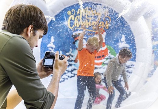 globo di neve ermetico con sfondo diverso ed effetto neve per scattare foto in vendita
