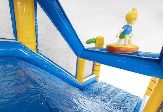 Acquista un percorso a ostacoli modulare di 13,5 m a tema surf con oggetti 3D coordinati per bambini. Ordina ora i percorsi ad ostacoli gonfiabili online su JB Gonfiabili Italia