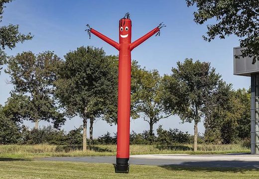 Skydancer gonfiabili da 8 m in rosso in vendita su JB Gonfiabili Italia. Ordina gli airdancer gonfiabili nei colori e nelle dimensioni standard direttamente online