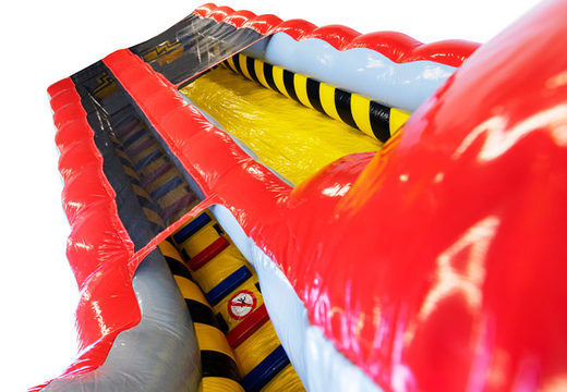 Scivolo acquatico rosso, giallo e nero in vendita presso JB Inflatables