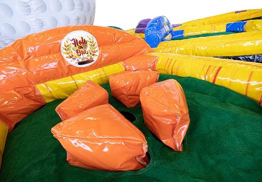 Castello gonfiabile in formato parco da golf a JB Inflatables
