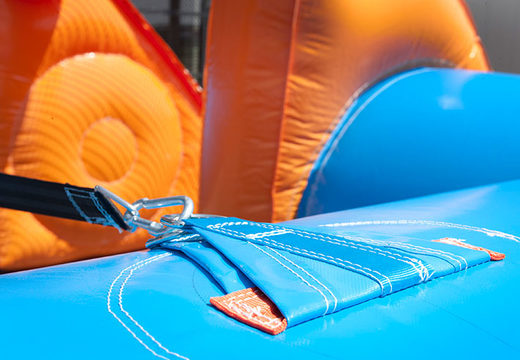 Ordina un calcio balilla gonfiabile blu arancione con un esclusivo sistema scorrevole di imbarco per bambini. Acquista calcio balilla gonfiabile ora online su JB Inflatables Netherlands
